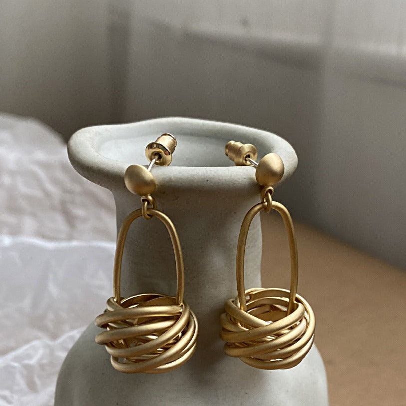 NUEVO - Pendientes Nido Dorado Mate