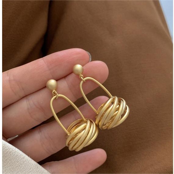 NUEVO - Pendientes Nido Dorado Mate