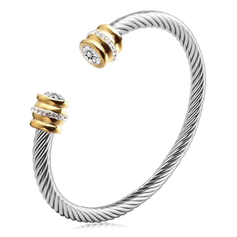 NUEVO - Brazalete Ajustable Ejecutiva en Acero con bordes de circón