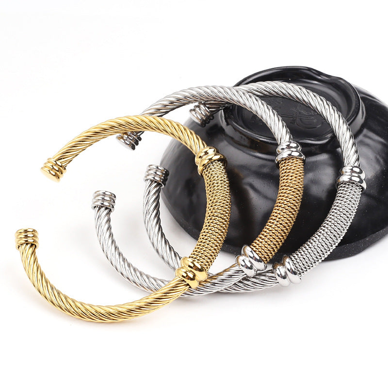 NUEVO - Brazalete Ajustable Torneado Tipo C