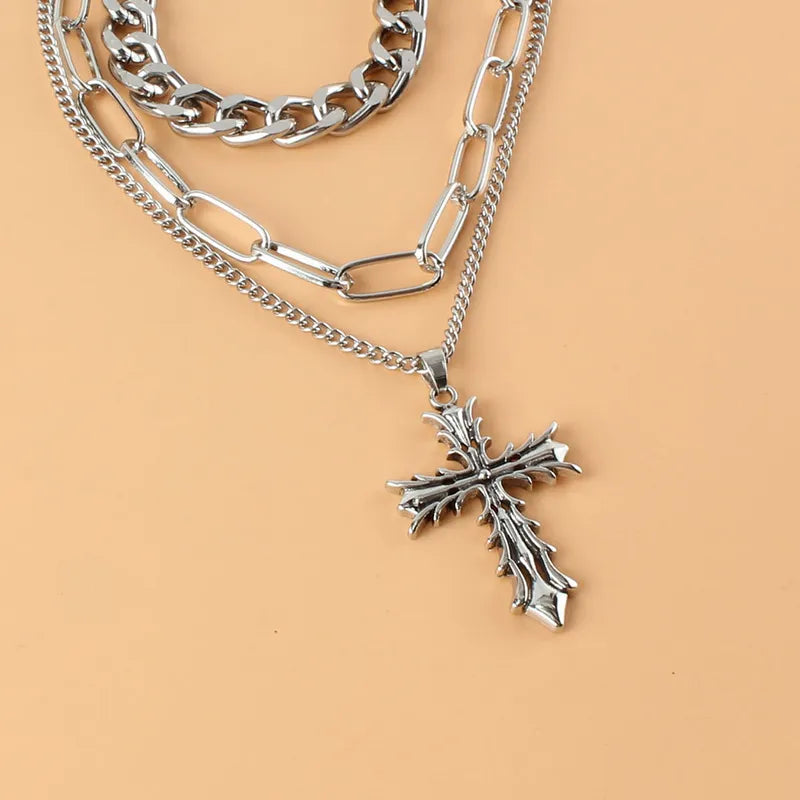 Collar Multicapa con Cruz de Cadena Gruesa - Estilo Punk