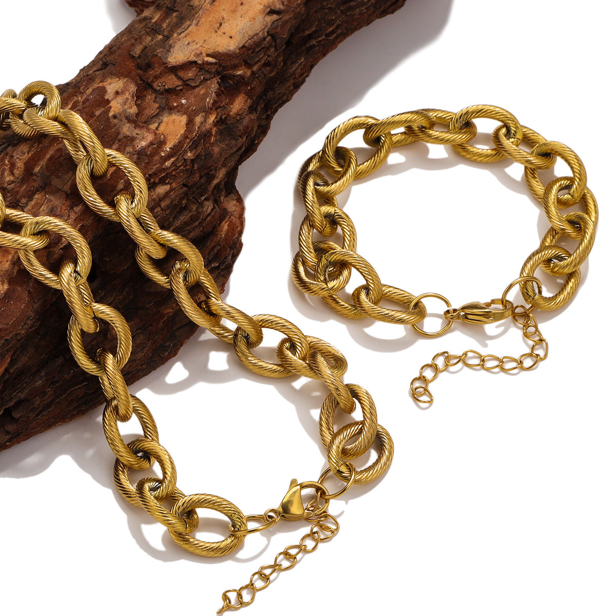 NUEVO - Cadena Punk Geométrica Dorado o Plateado
