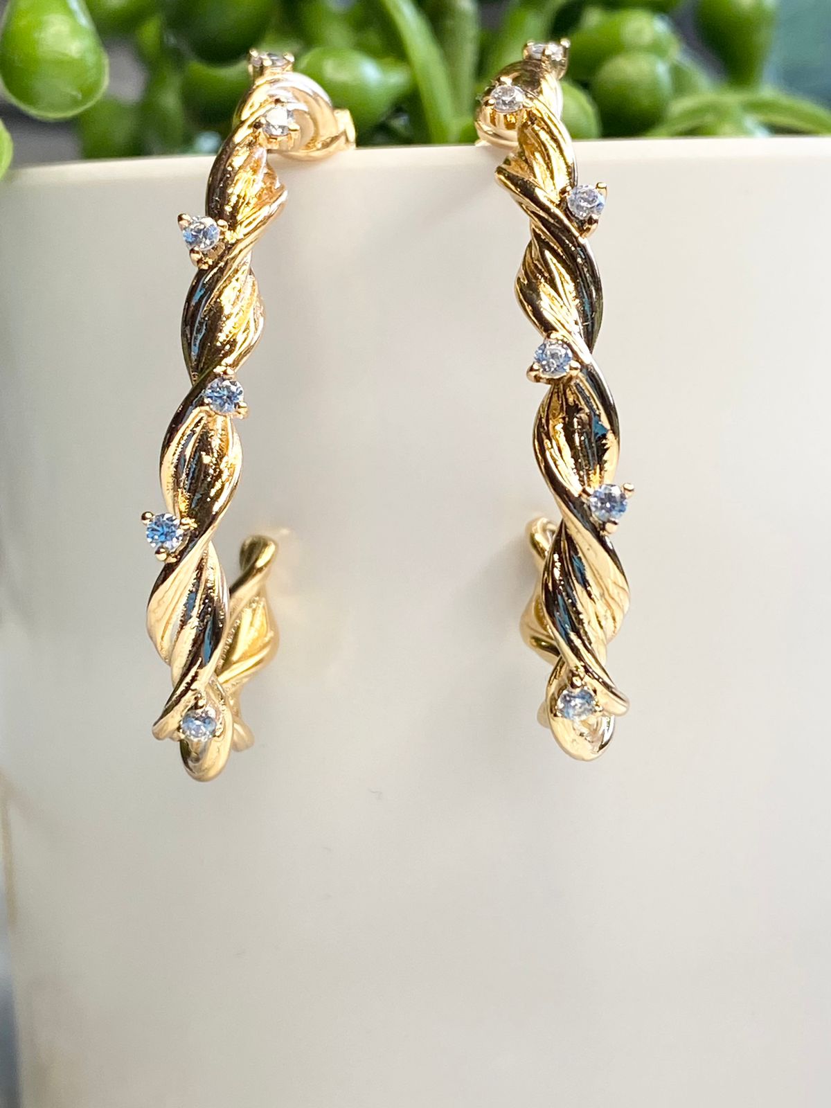 Aretes Texturizados con Circones
