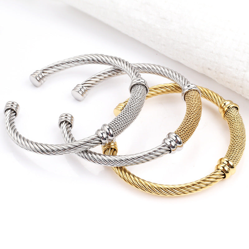 NUEVO - Brazalete Ajustable Torneado Tipo C