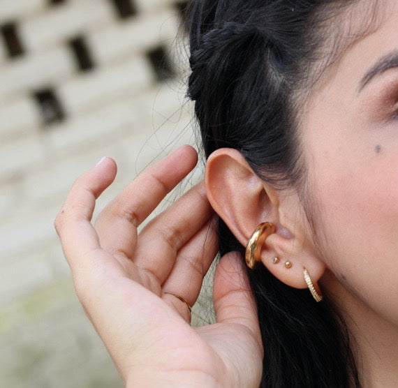 Ear Cuf Dorados