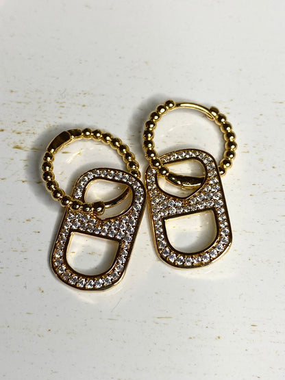 Encanto Dorado: Set de Aretes y Cadena Abrelatas